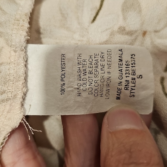 Altar’d State Floral Print Ruffled Hem Lace Accent Bishop Sleeve Top-Size Small - Picture 5 of 5